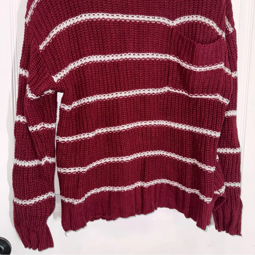 M157 American Eagle Outfitters Dark Red Burgundy Knit Sweater with White Stripes - Picture 13 of 13
